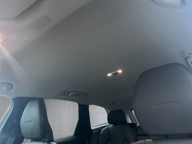 XC 60 D4 2WD Inscription AHK/PDC/Navi/LED/WKR