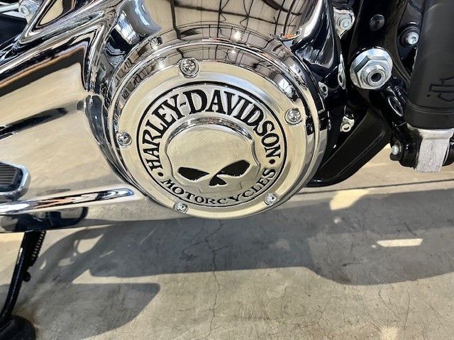 Fahrzeugabbildung Harley-Davidson FLFBS 114 Fat Boy Jekill