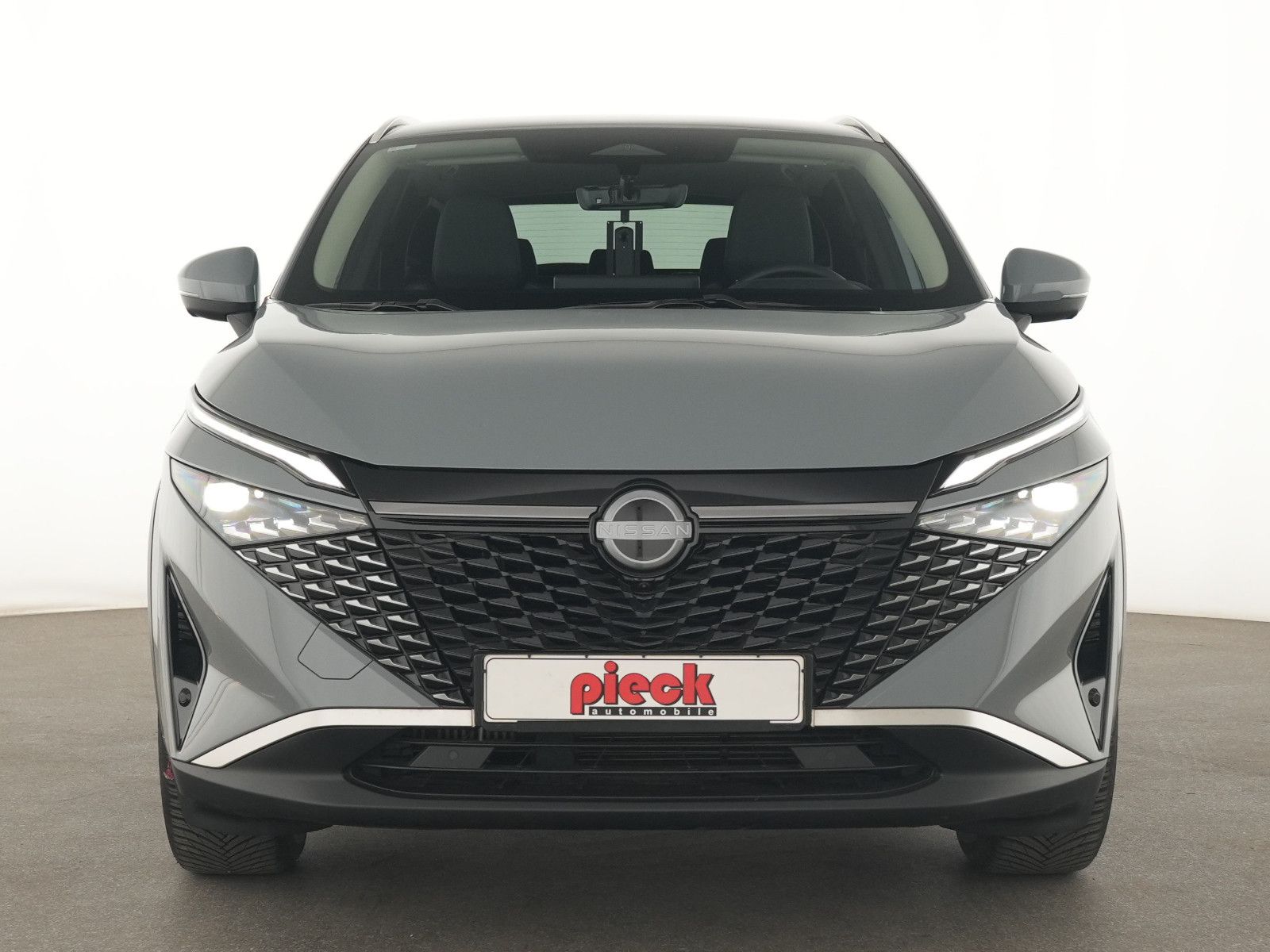 Nissan Qashqai - 1