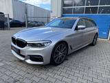 BMW 540 d xDrive Touring M Paket *Voll* 2 Hand* - silberne BMW 540