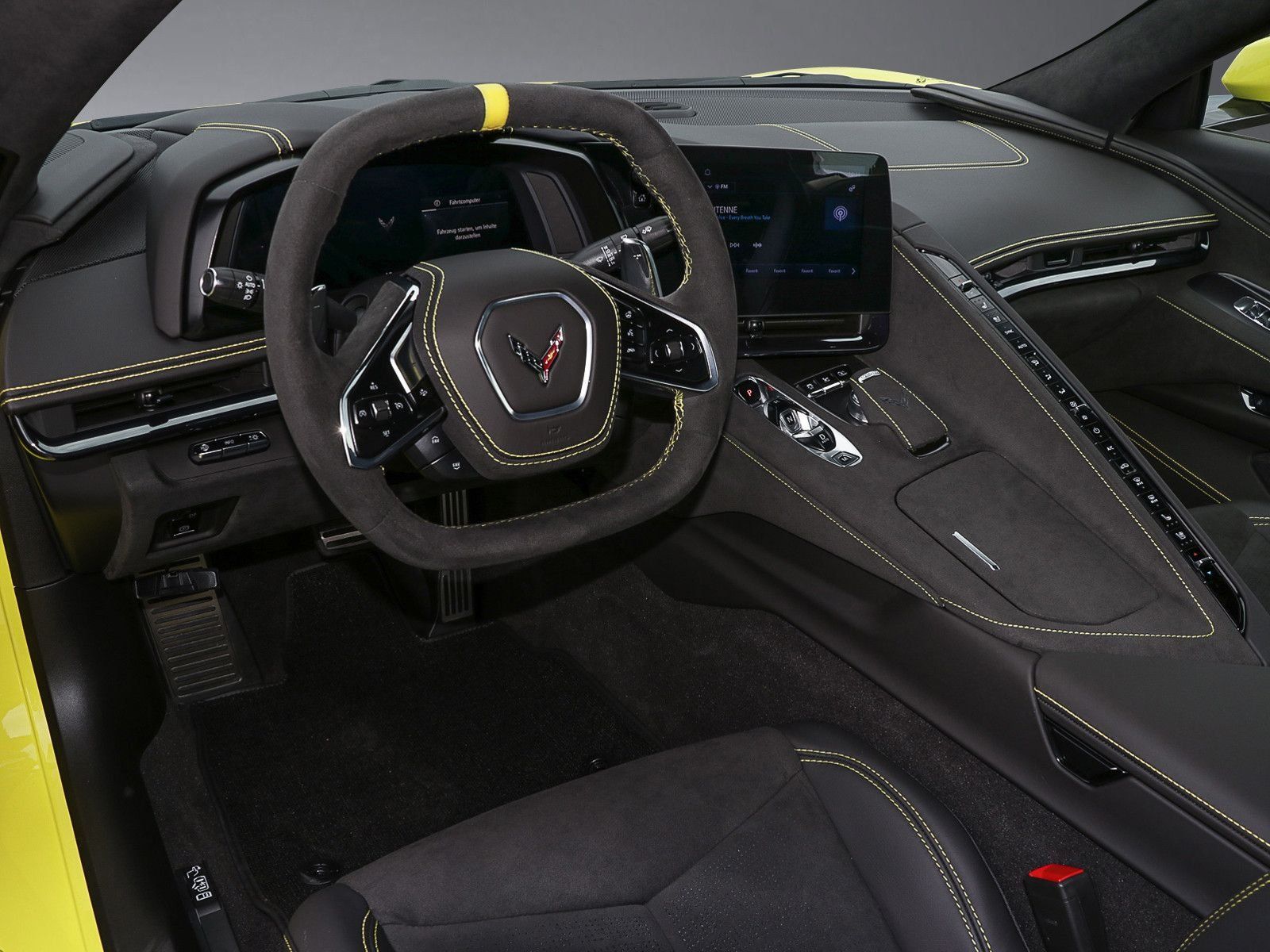 Corvette C8 Stingray Coupe 6,2 V8 3LT Europamodell STEPPE