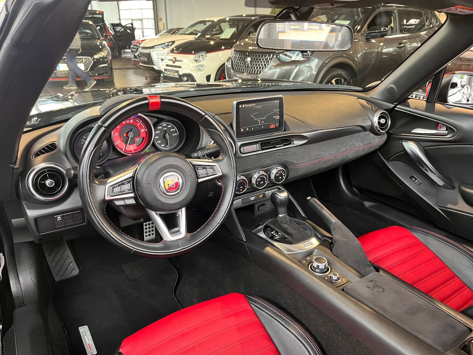 Fahrzeugabbildung Abarth 124 Spider Turbo Turismo LED LEDER NAV BOSE