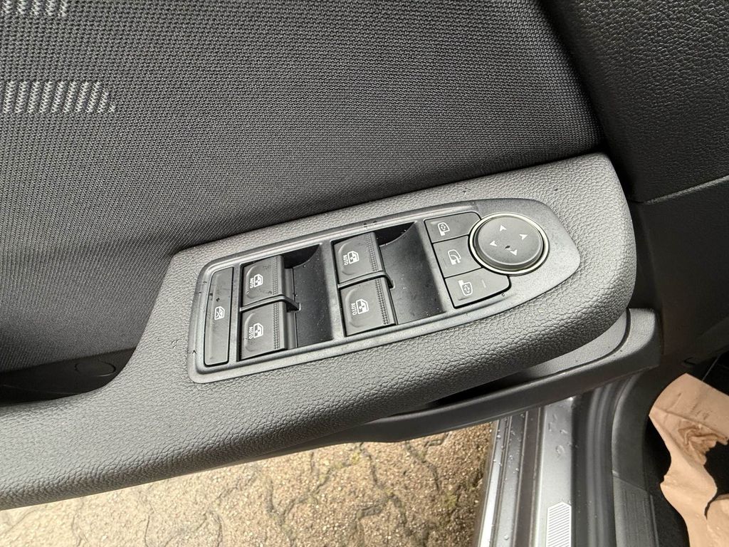 RENAULT Clio - Bild 6