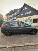 BMW 218 Gran Tourer 218i Advantage - BMW 2er Reihe in Duisburg