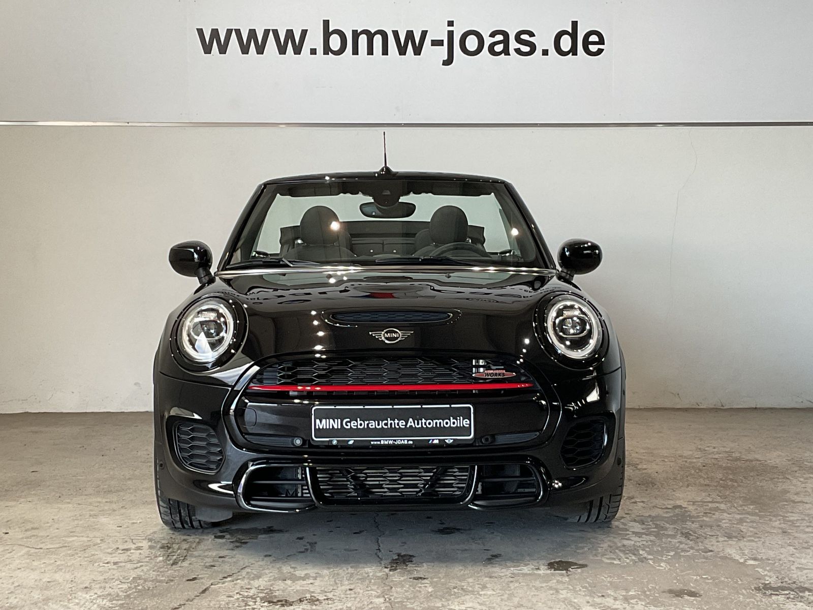Fahrzeugabbildung MINI John Cooper Works Cabrio Chili Head-Up