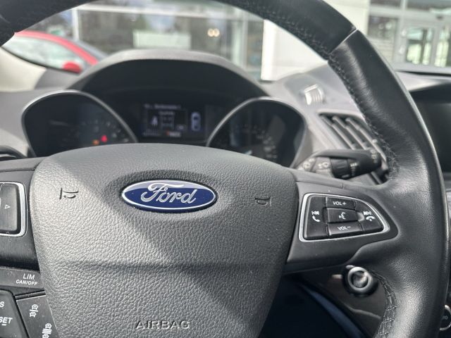 Kuga KUGA 2.0 TDCi Titanium 4x4 PANO RFK LEDER A