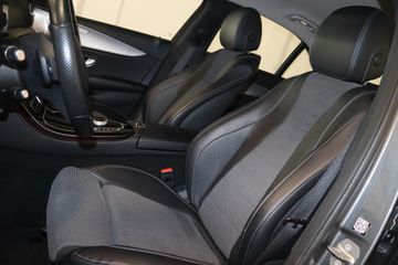 Mercedes E 220 - 8