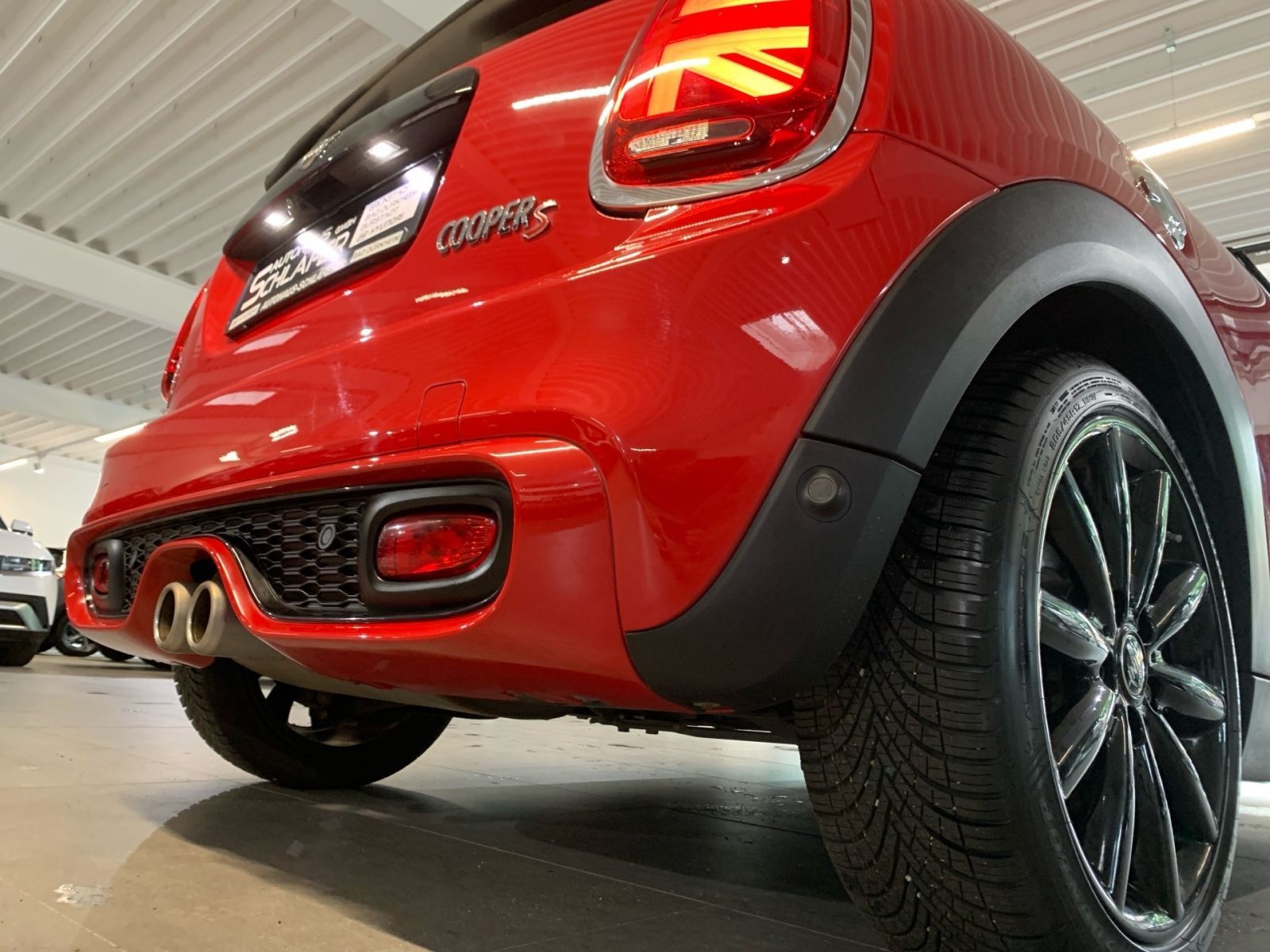 Fahrzeugabbildung MINI Cooper S Cabrio Navi LED Kamera