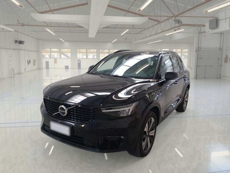 Volvo VOLVO XC40 T4 RECHARGE PLUG-IN AUTO PLUS DARK SU