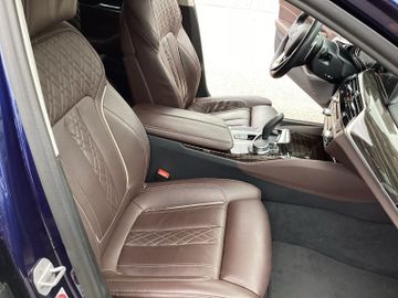 BMW 530 - 11