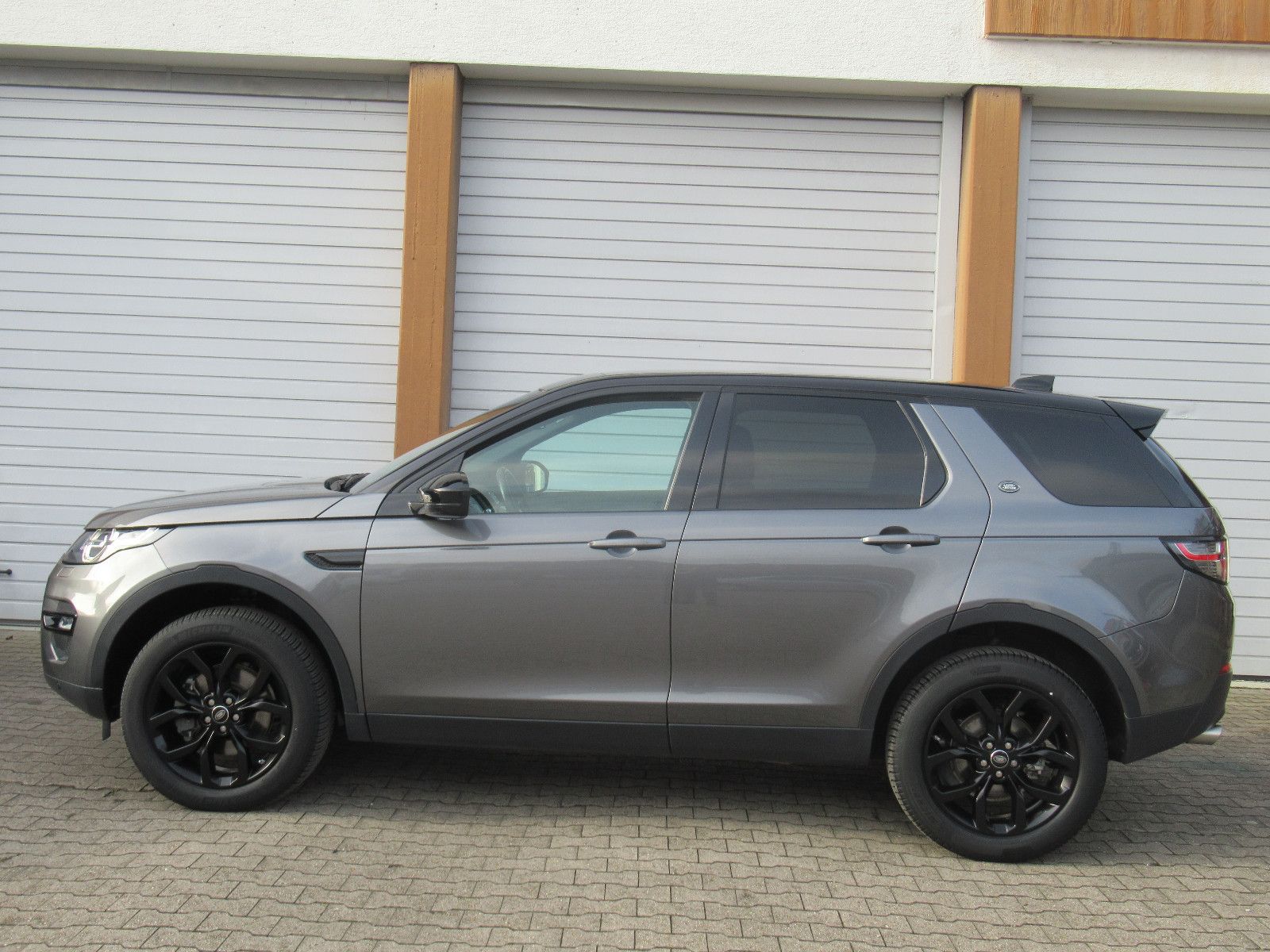 Land Rover Discovery Sport HSE Dynamic PANO NAVI MERIDIAN foto 4