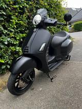 Piaggio Vespa GTS 300 Supertech  - PIAGGIO 300