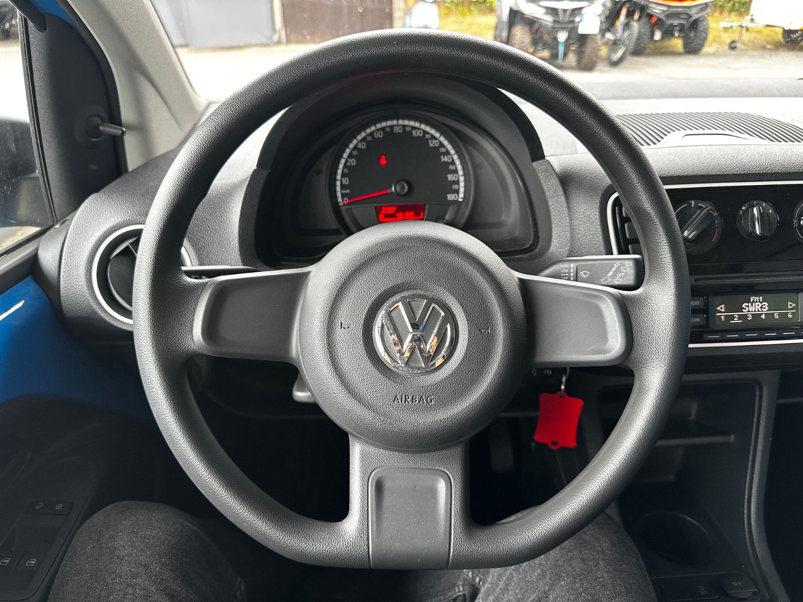 Volkswagen up! 1.0 take up! — Bild 13