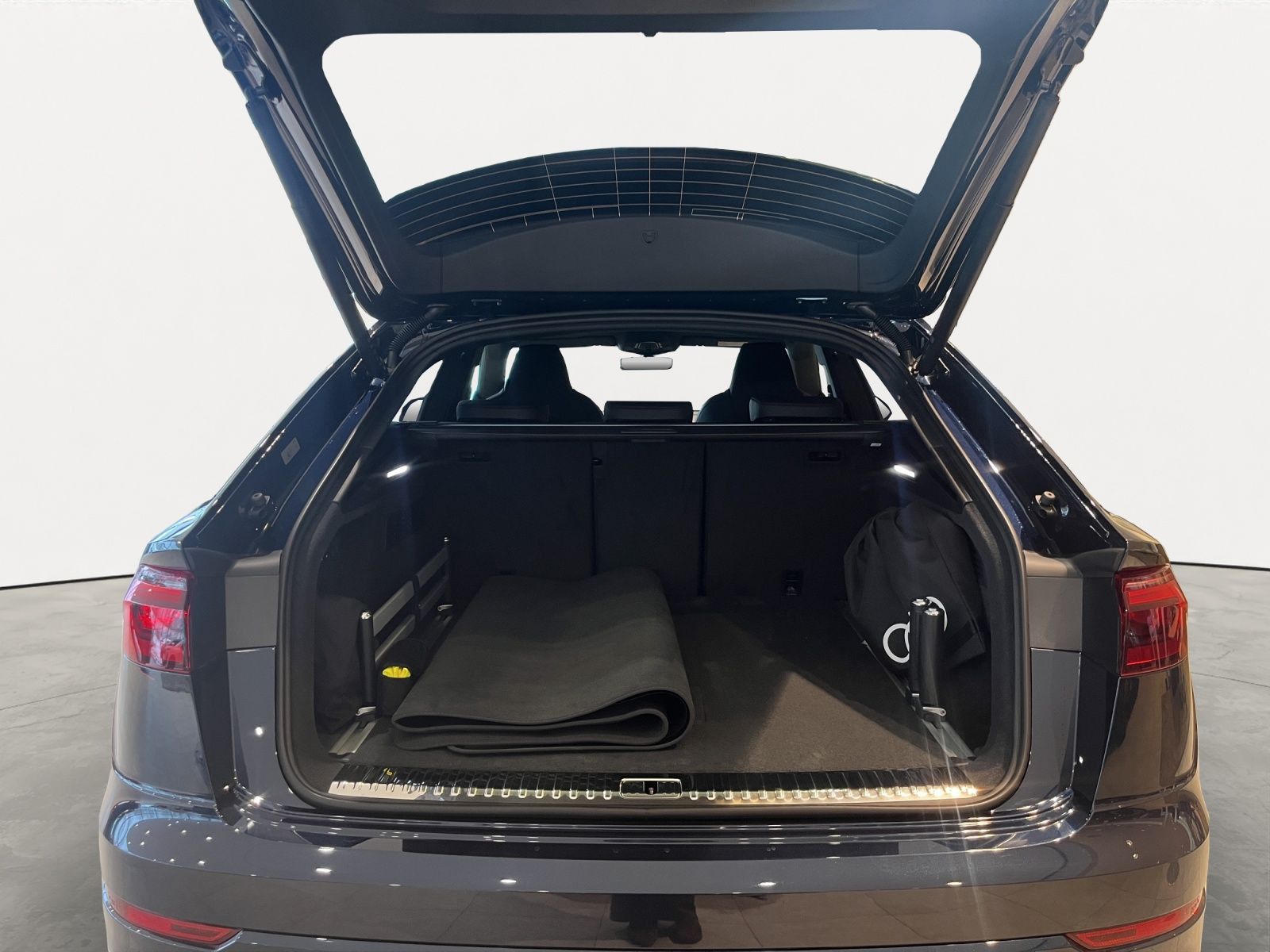 Audi Q8 - Bild 14