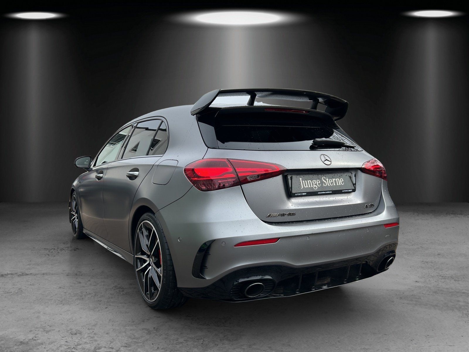 Fahrzeugabbildung Mercedes-Benz A35AMG Premium+ AERO Perf.Sitze DISTRO Burm MLED