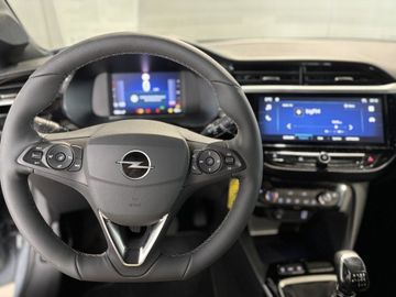 Fotografie 15 des Opel Corsa 1.2 Direct Injection Turbo GS