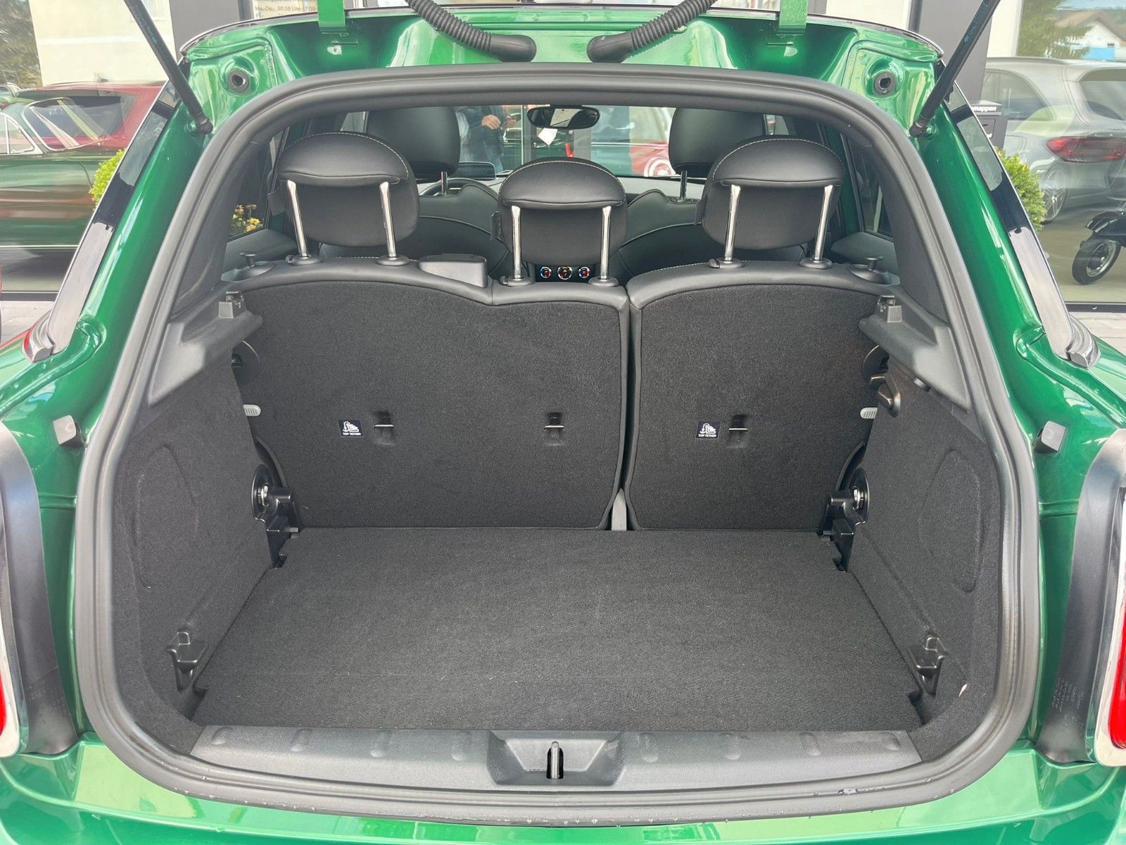 Fahrzeugabbildung MINI COOPER S Classic Trim 5-trg.*Premium Plus*