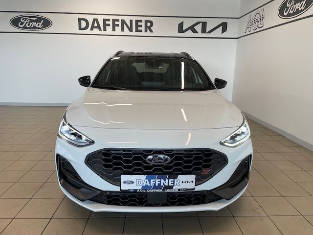 Fahrzeugabbildung Ford Focus Turnier ST X 2.3 HeadUP Navi B&O Kamera