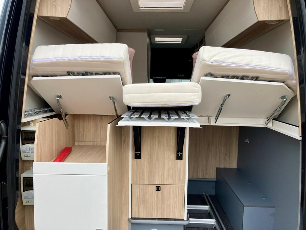 Fahrzeugabbildung Mercedes-Benz Sprinter 419 CDI 4x4 Yucon Frankia 6.0 LED*DISTR