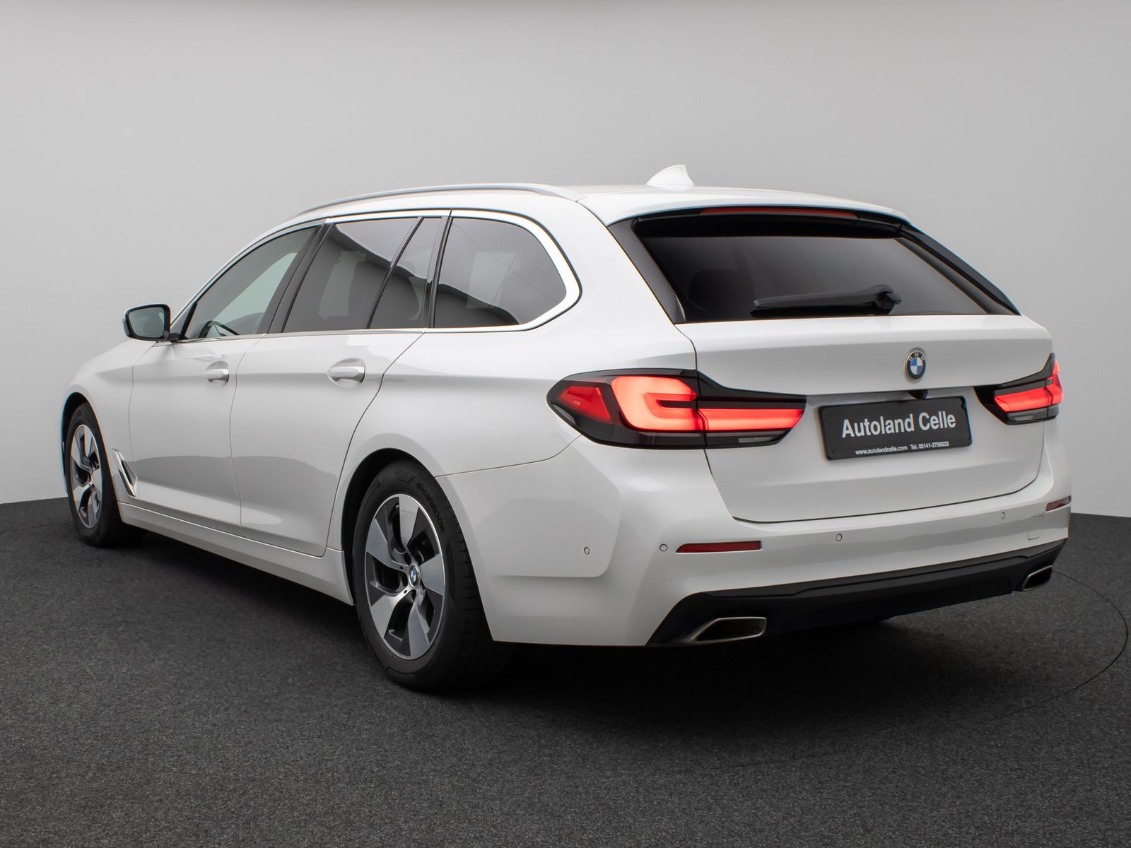 Fahrzeugabbildung BMW 520d Kamera DAB CockPitPlus Alarm Sport LED