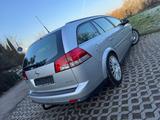 Opel Vectra Vectra Caravan 2.2 Caravan guter Zustand - gebrauchte Opel Vectra aus dem Jahr 2004