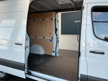 Mercedes Sprinter - 9