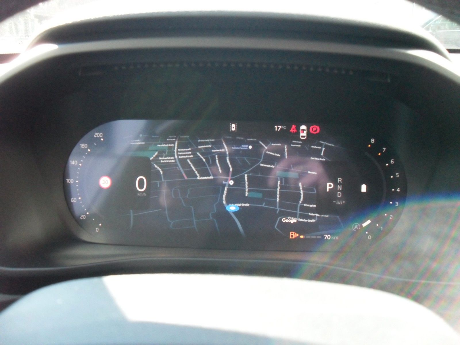 Fahrzeugabbildung Volvo XC 40 B3 Plus Dark | Standheizung | 360°