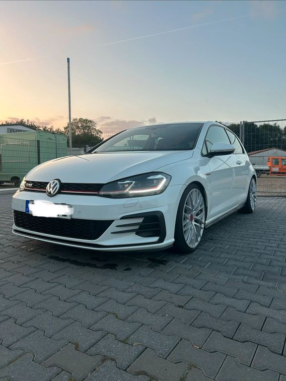 Image of Volkswagen Golf