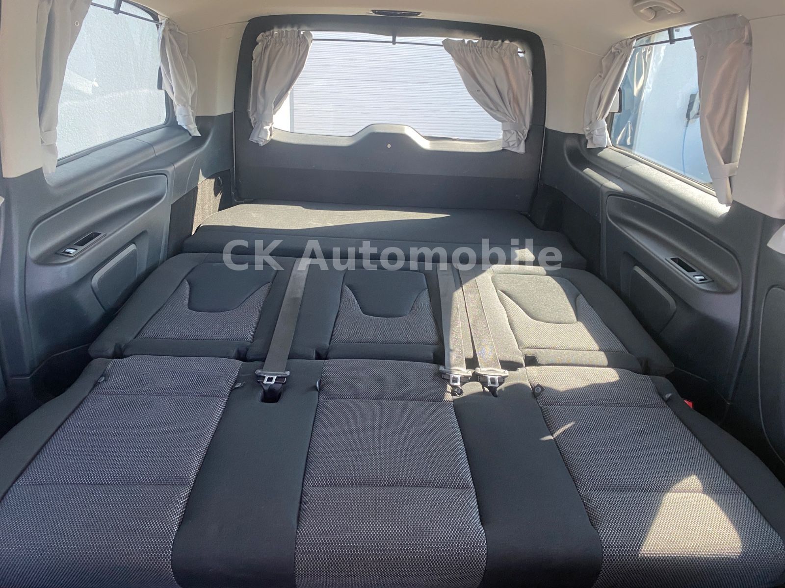 Fahrzeugabbildung Mercedes-Benz Vito 116 CDI Marco Polo ACTIVITY Edition/5 Sitze
