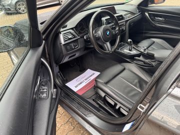 BMW 320 - 4