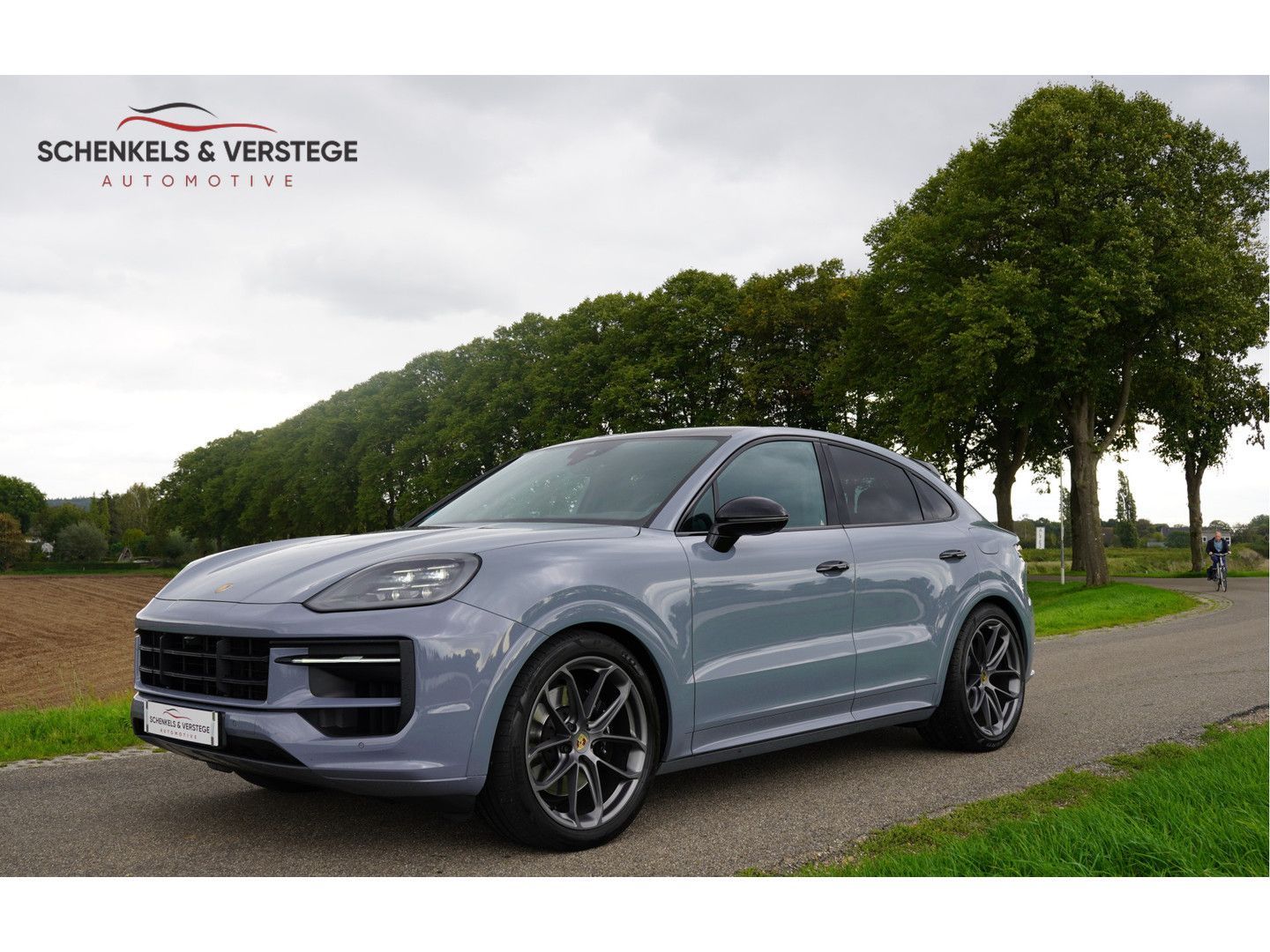 Porsche Cayenne Coupé 3.0 E-Hybrid / BTW / Light Weight