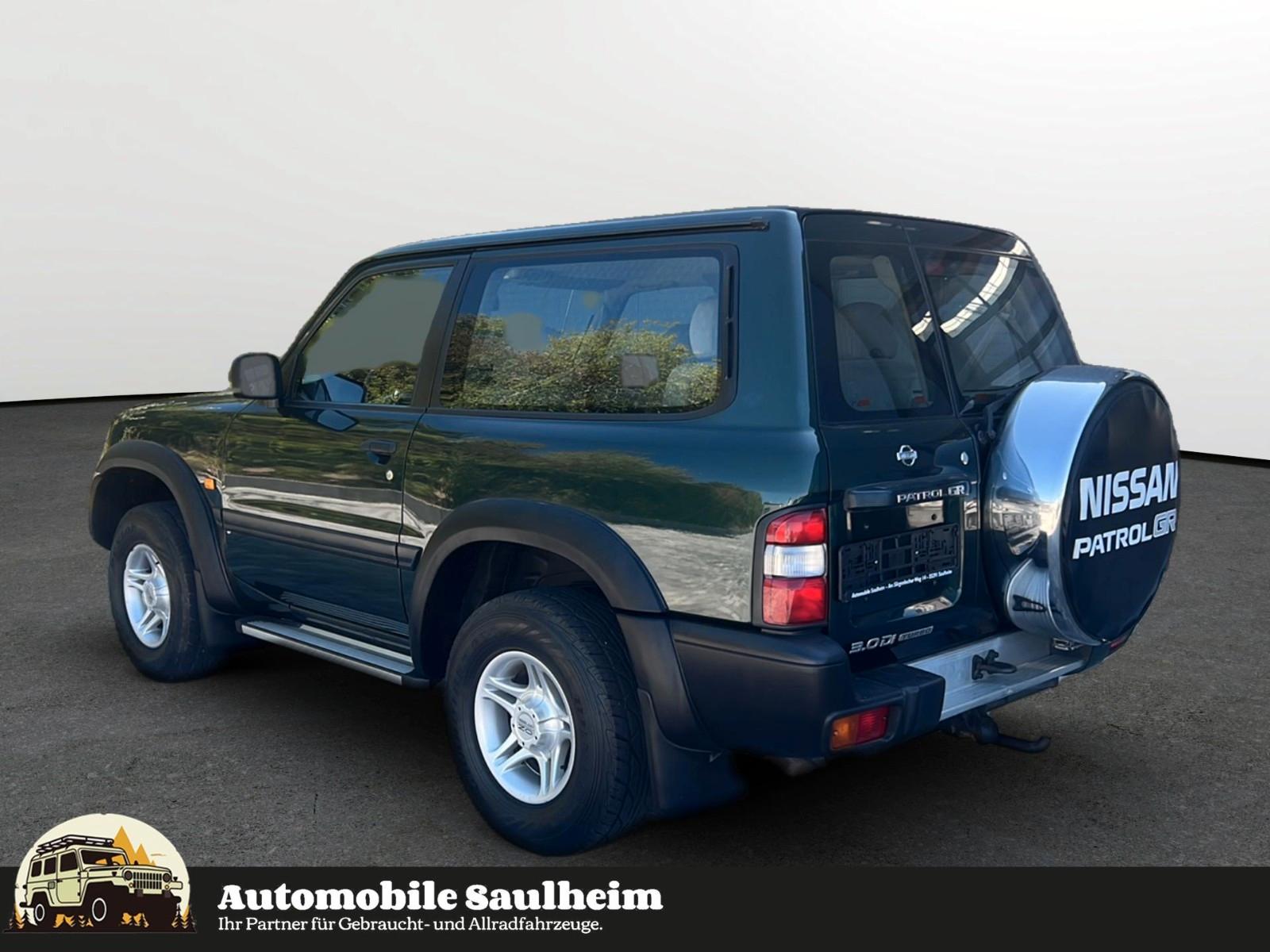 NISSAN PATROL GR 3.0 - 158 CV - 4X4 - BVM - CARNET ENTRETIEN
