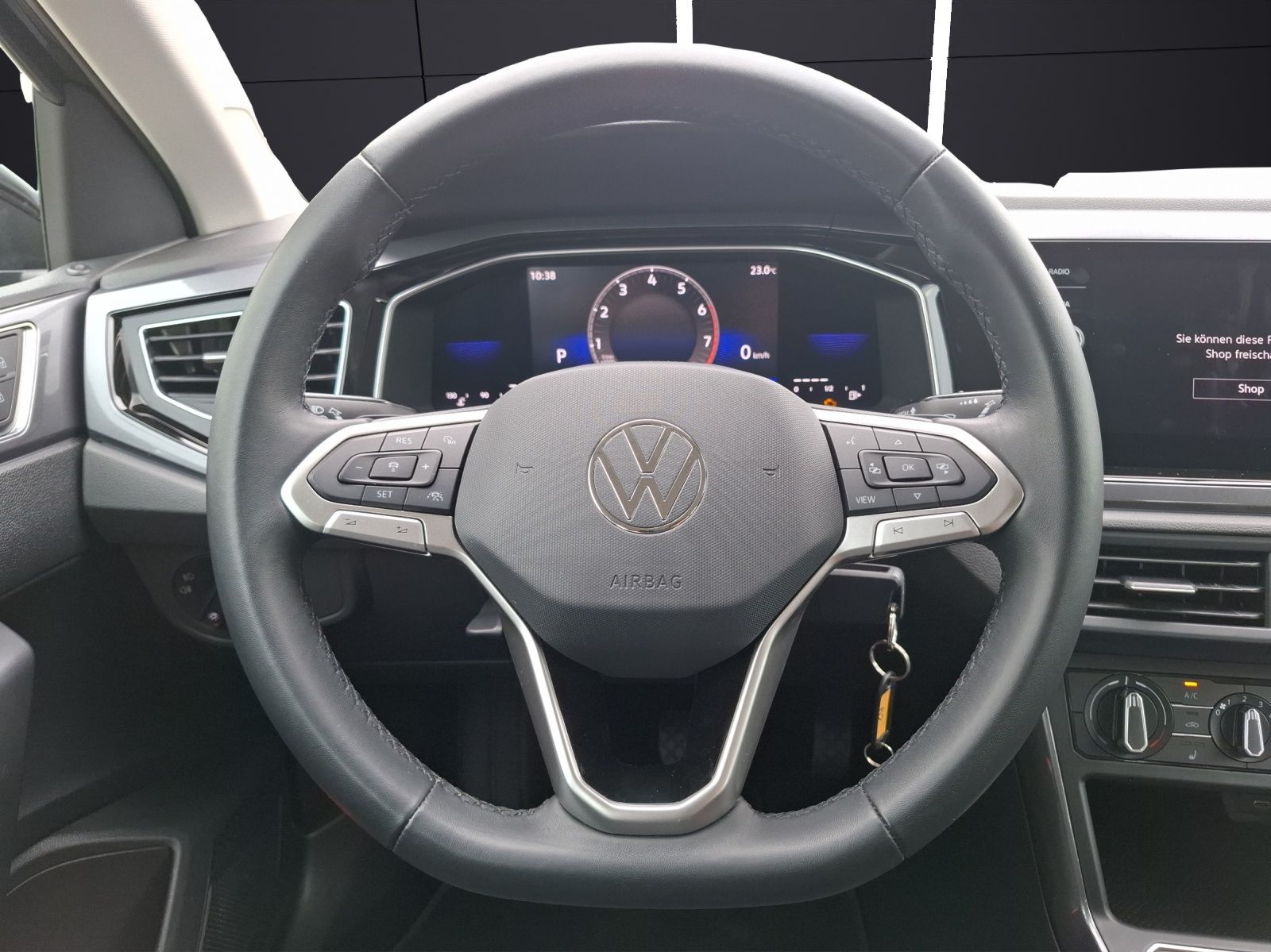 Fahrzeugabbildung Volkswagen Polo TSI Style DSG Matrix AID ACC Park-Assist SH