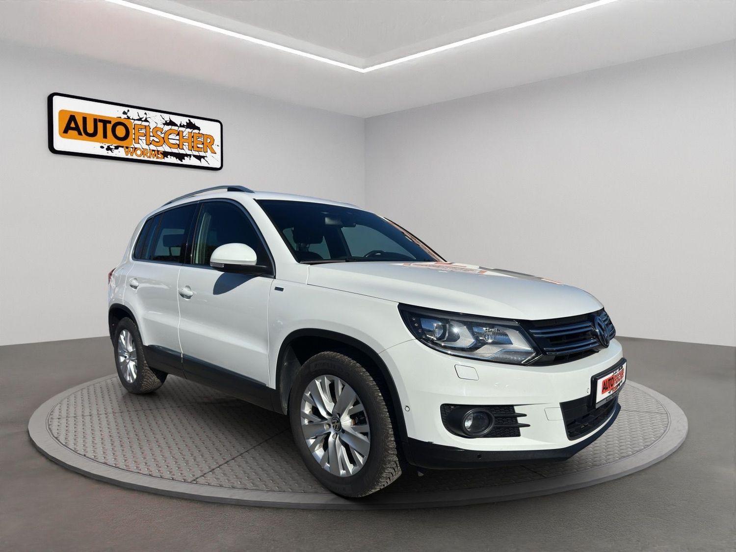 Volkswagen Tiguan Sport & Style BMT  AHK  Xenon  PDC