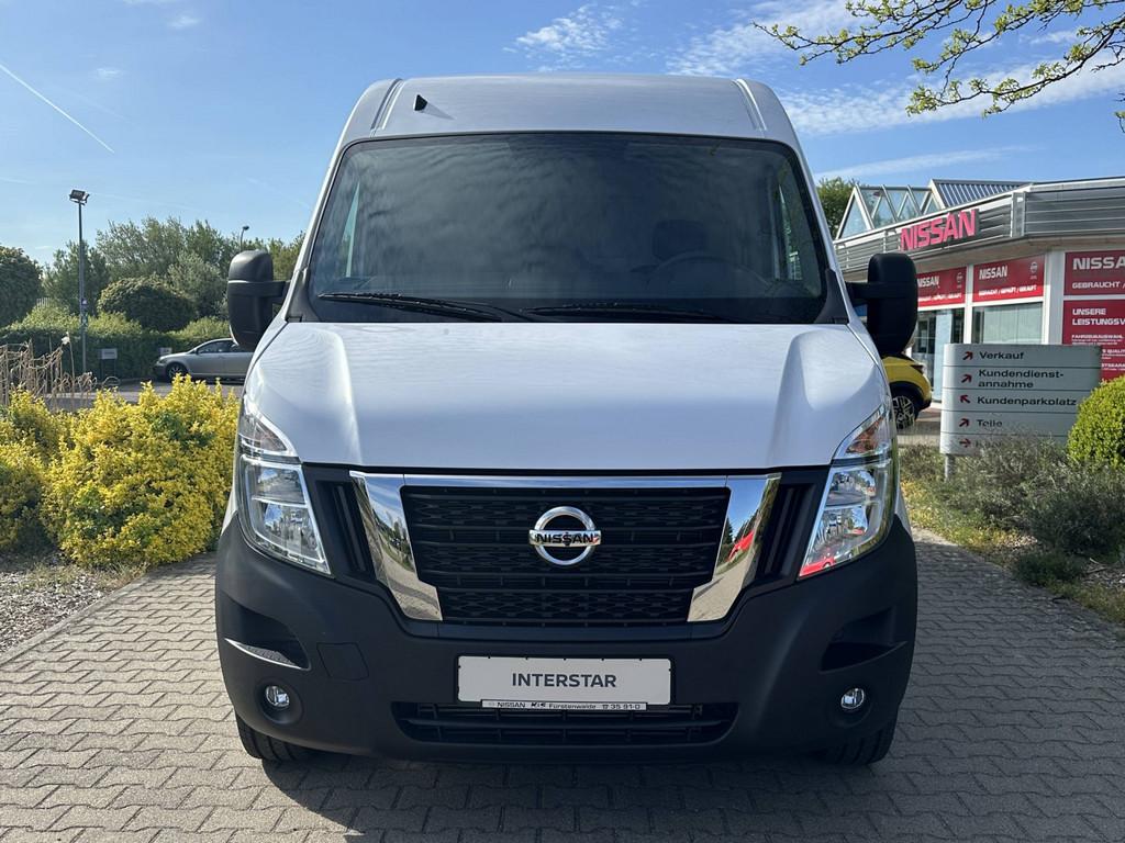 Nissan Interstar