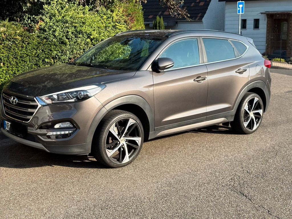 Image of Hyundai TUCSON