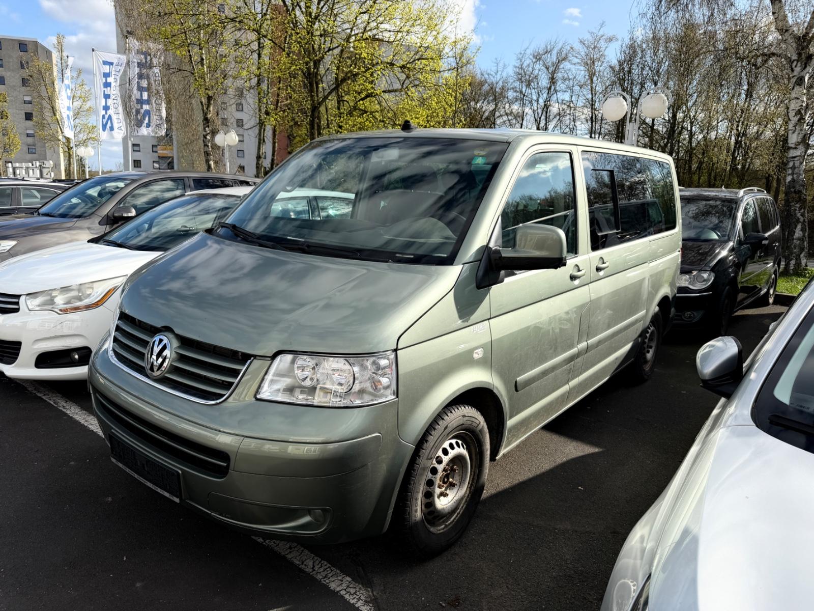 Volkswagen T5 Transporter Bus Multivan Comfortline