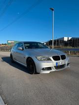 BMW 323i E90 Automatik M/Sport-Optik - BMW: 90s