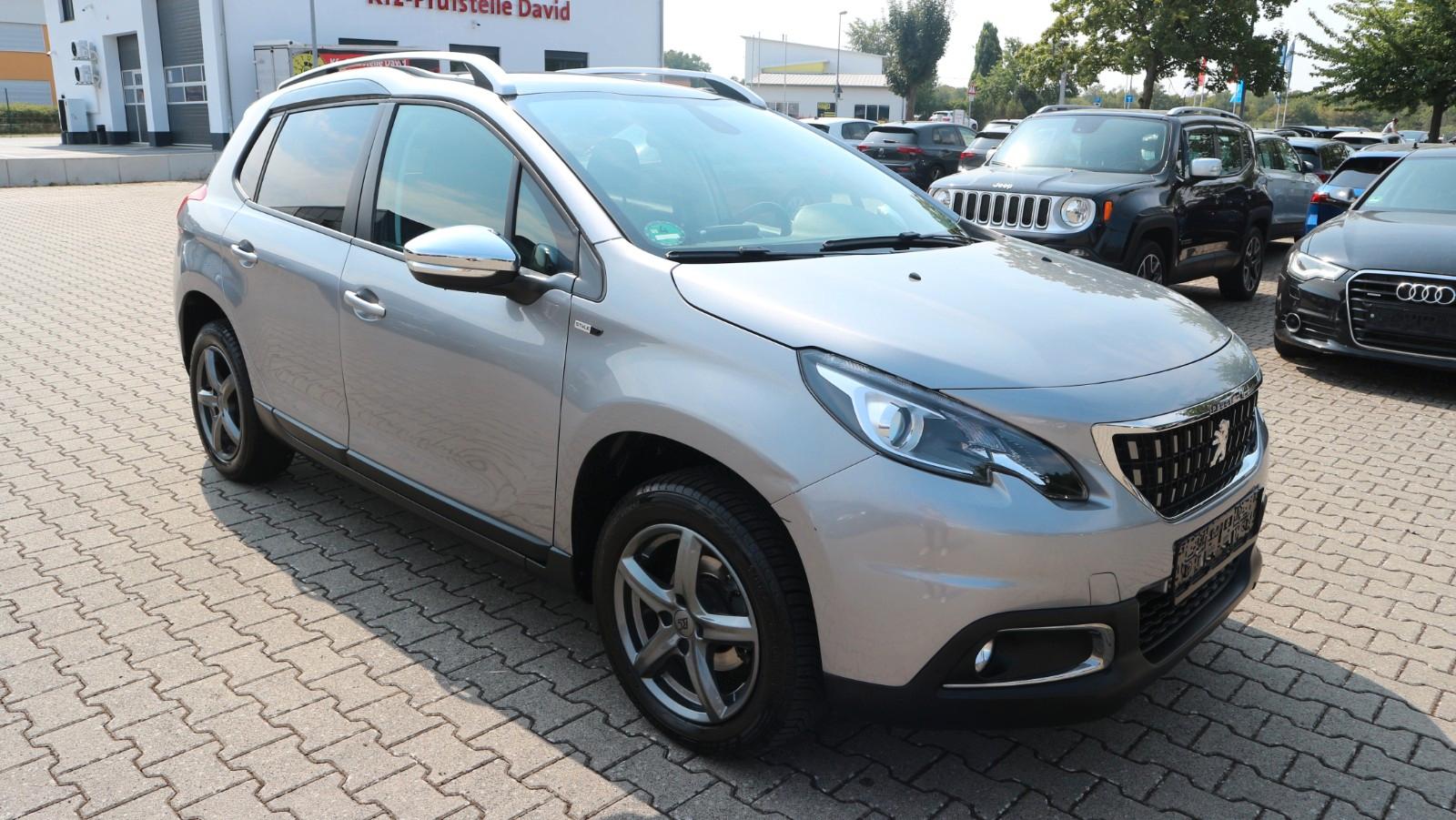Peugeot 2008 1.2 e-VTi Style Pano.Dach*