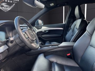 Volvo XC90 - 9