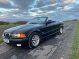 BMW 318i Cabrio 318i  - gebrauchte BMW 318 aus dem Jahr 2000