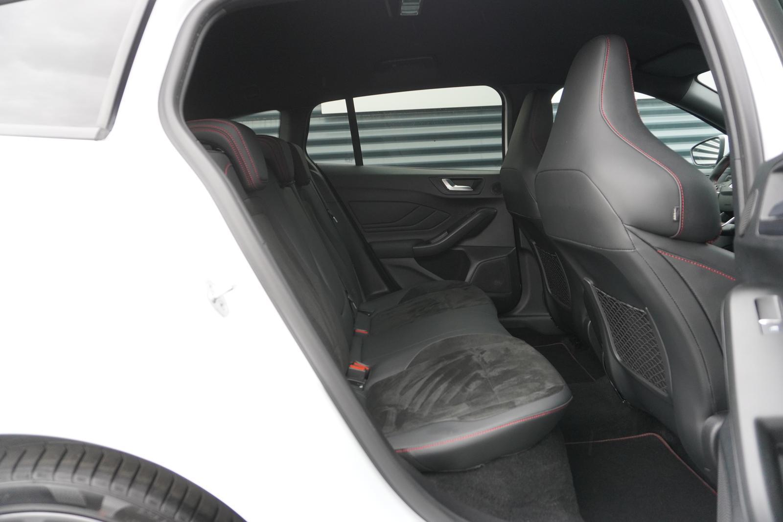 Ford Focus ST X VIRTUAL RECARO KAMERA HEAD-UP B&O, миниатюра 16