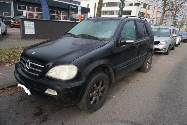 Mercedes-Benz ML 320