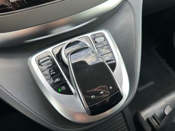 Fahrzeugabbildung Mercedes-Benz V 220d Lang Avantgarde Edition*2xEl.Tür*360°Kam*