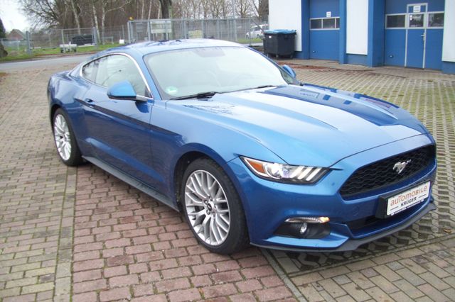 Ford Mustang 2.3 EcoBoost Auto