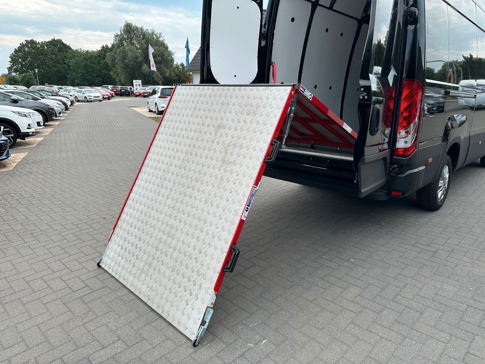 Iveco Daily L2H3 Automatic 35S18HA – Bild 23