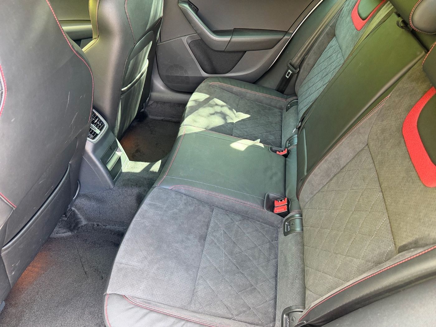 Skoda Octavia Combi RS 60 2,0 TDI 4x4 LM Navi Kam. ACC foto 11