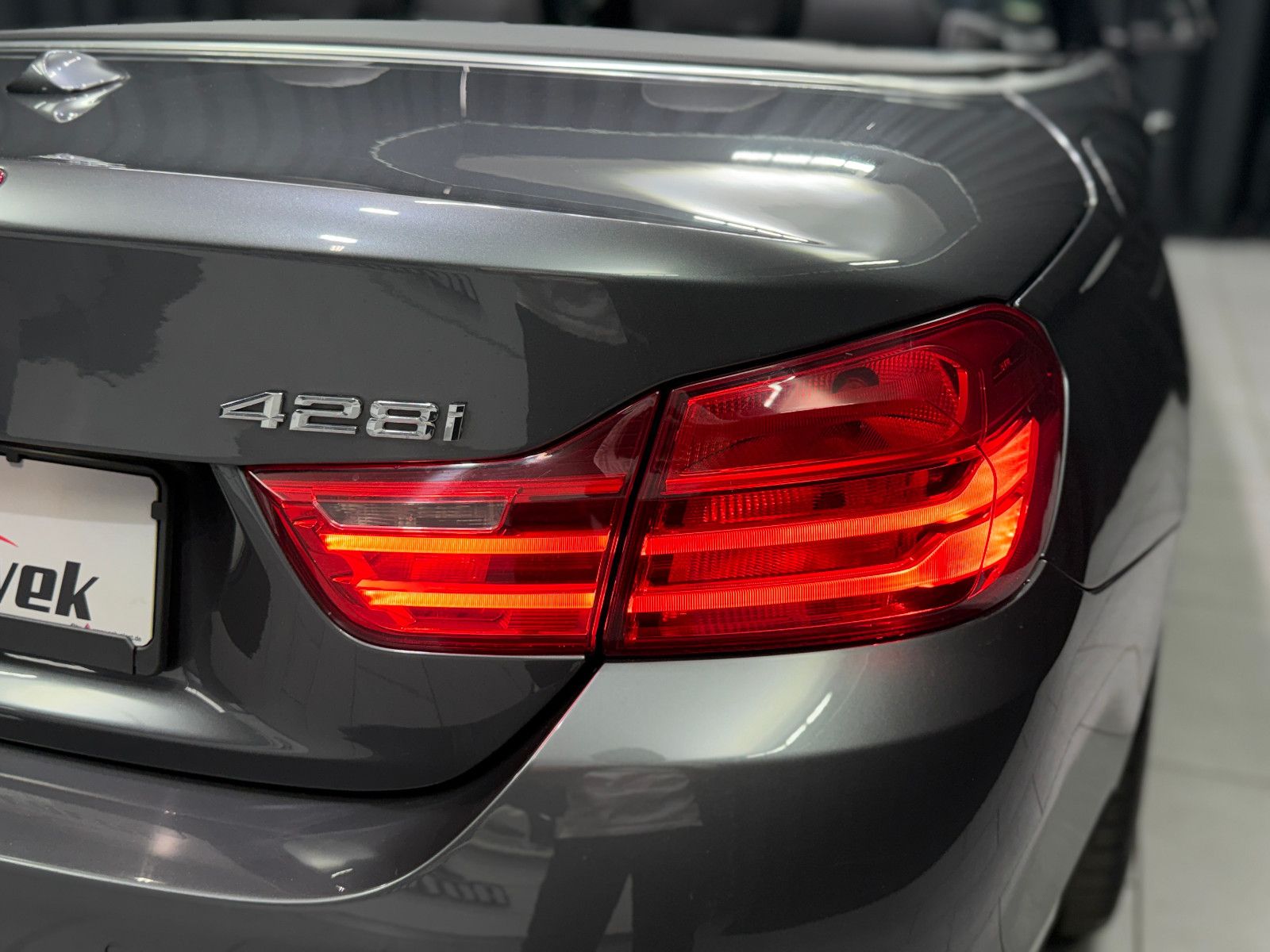 Fahrzeugabbildung BMW 428I Cabrio xDrive|M-Paket|LEDER|HIFI|KAMERA