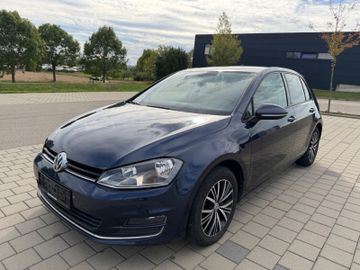 Volkswagen Golf - 3