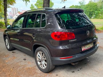 Volkswagen Tiguan - 9
